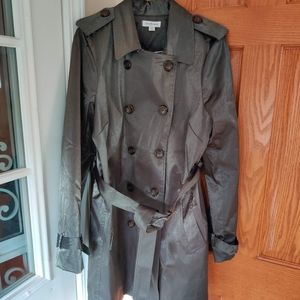 Joan rivers light coat